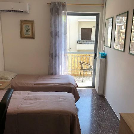 Metaxourgio Spacious Two Bedroom Apartment Athen Eksteriør bilde