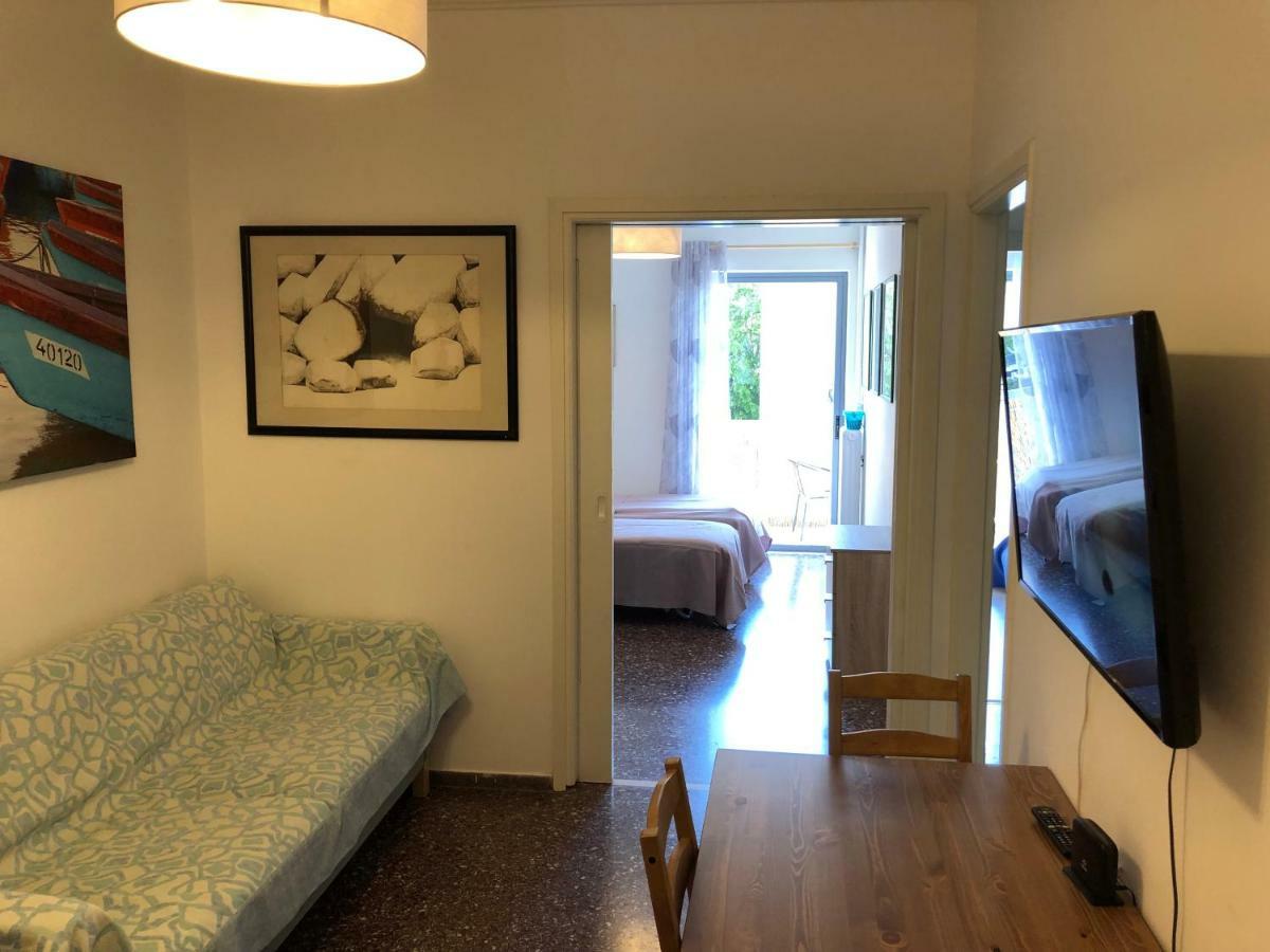 Metaxourgio Spacious Two Bedroom Apartment Athen Eksteriør bilde