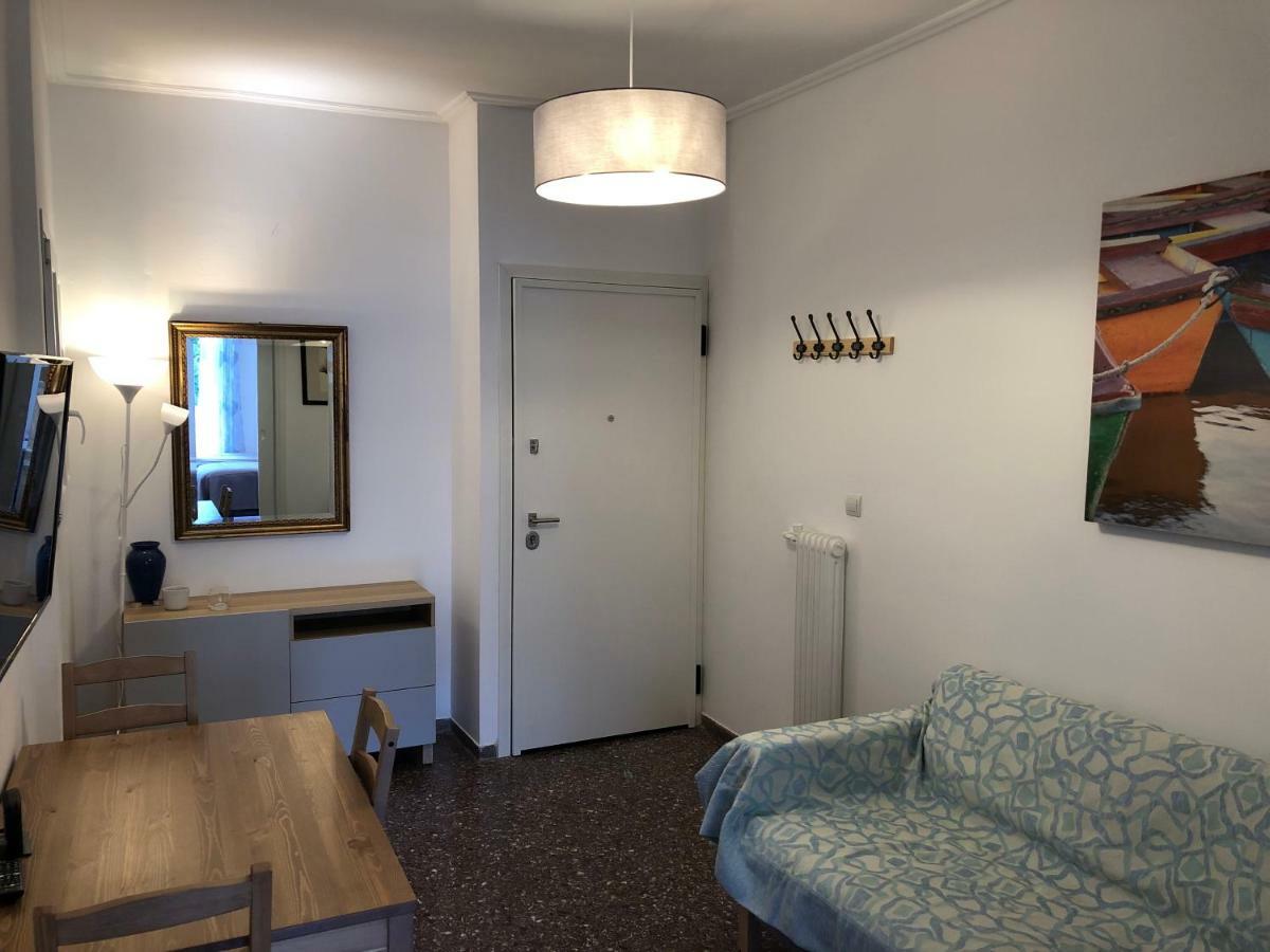 Metaxourgio Spacious Two Bedroom Apartment Athen Eksteriør bilde