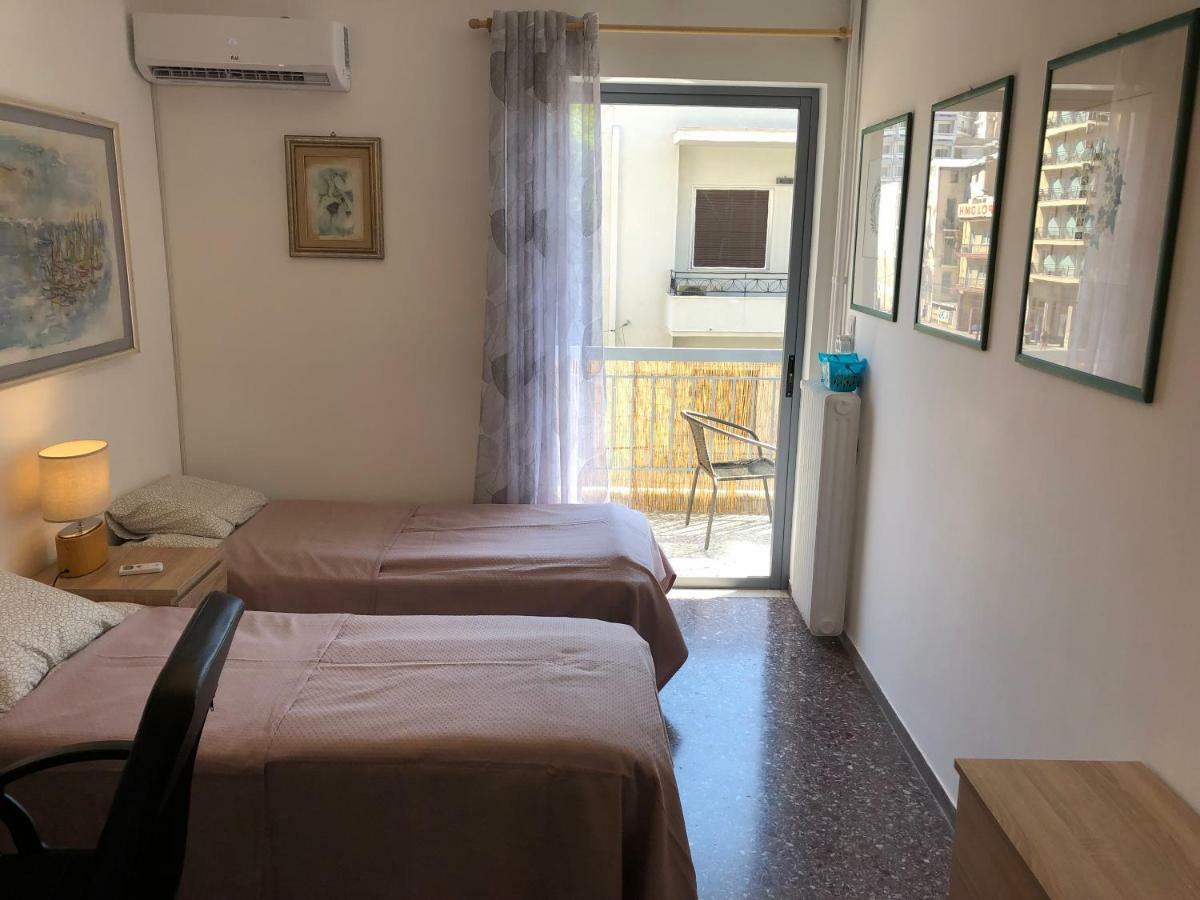 Metaxourgio Spacious Two Bedroom Apartment Athen Eksteriør bilde
